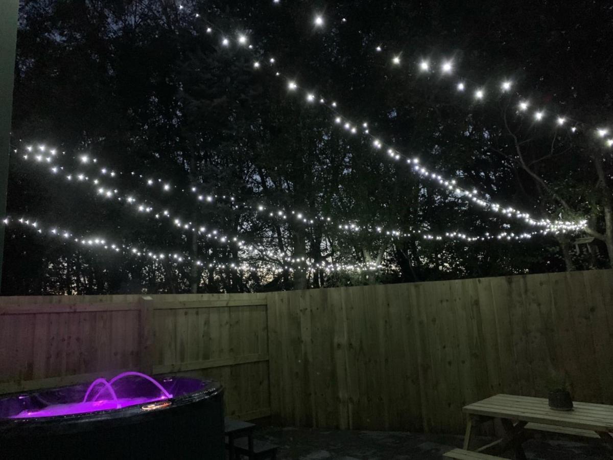 Lola Lodge - Luxury Hot Tub Retreat Newton on the Moor Εξωτερικό φωτογραφία